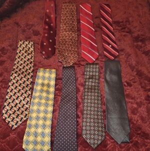 Lot Of 9 Designer Men Neck Ties YSL Ermenegildo Zegna Givenchy Oscar de la Renta